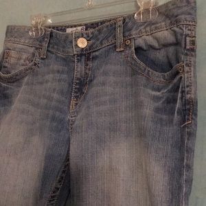 🤩 Aeropostale Hailey Skinny Flare Jeans 🤩